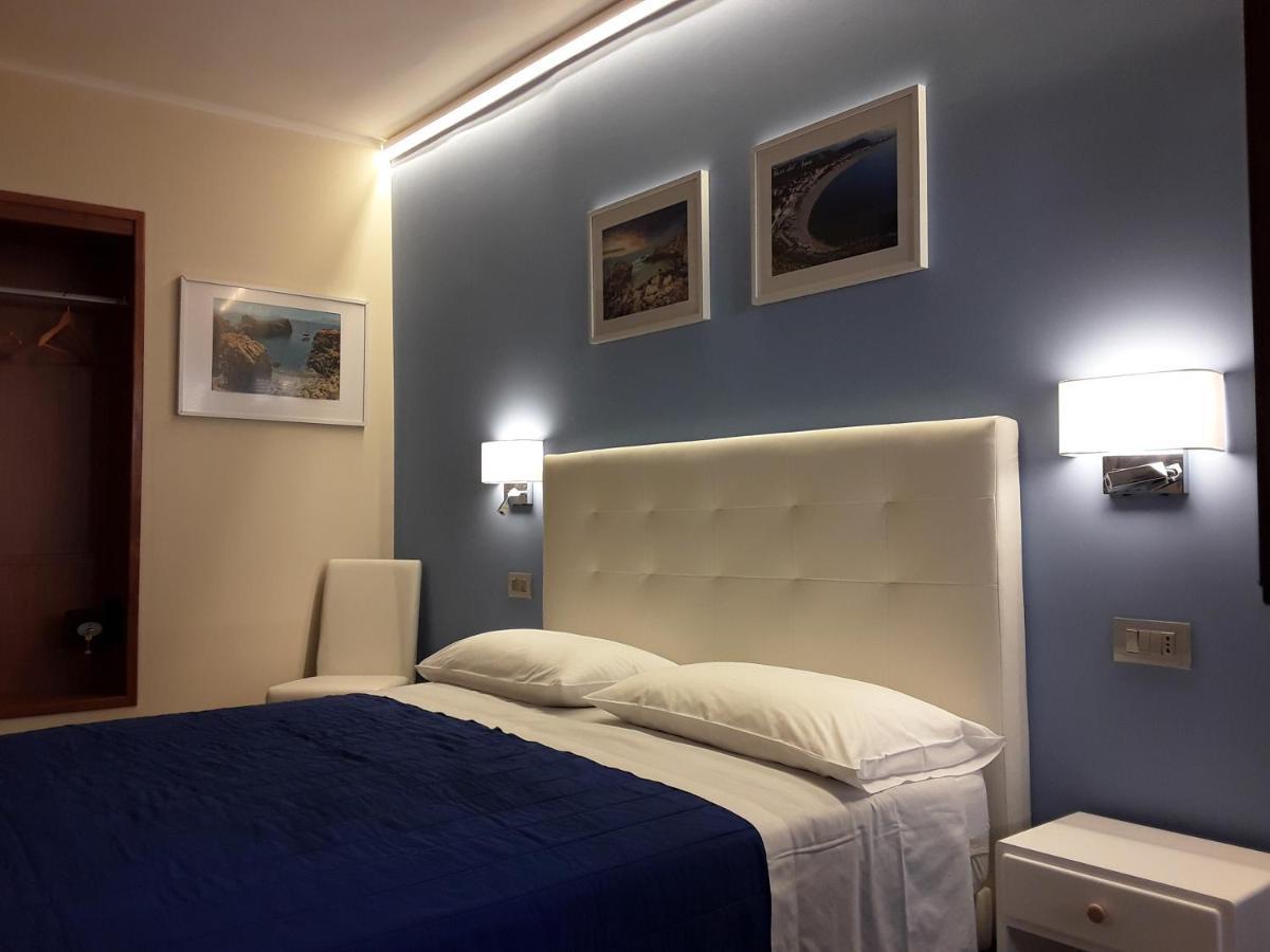 Al Castello B&B Μιλάτσο Εξωτερικό φωτογραφία